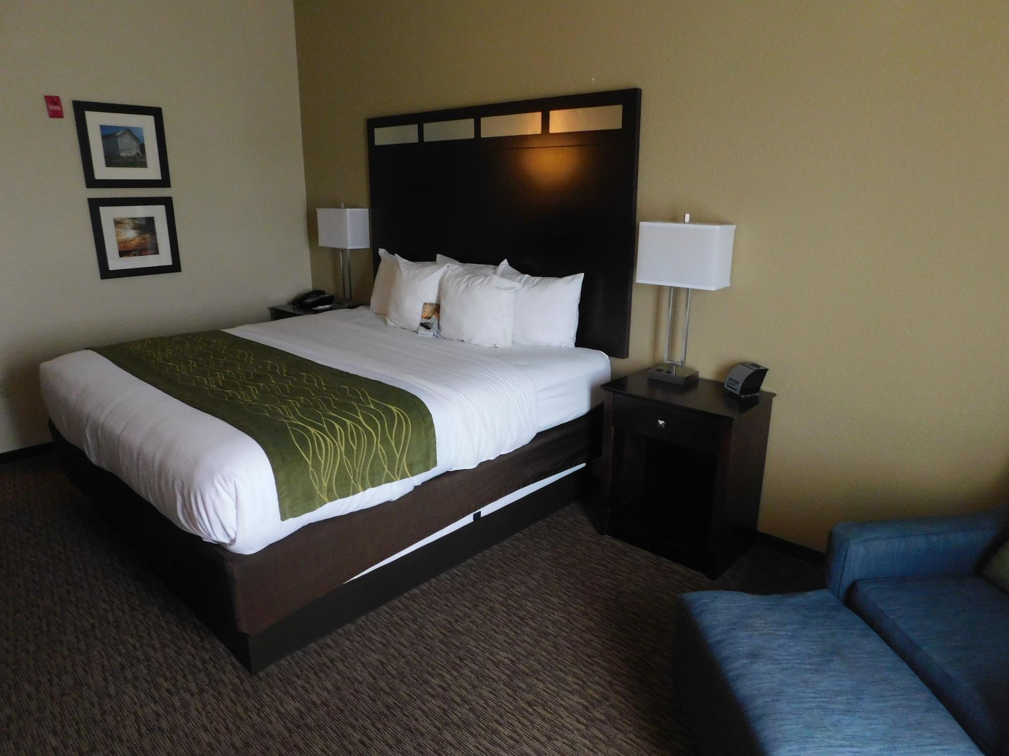 Comfort Inn St. Clairsville Экстерьер фото