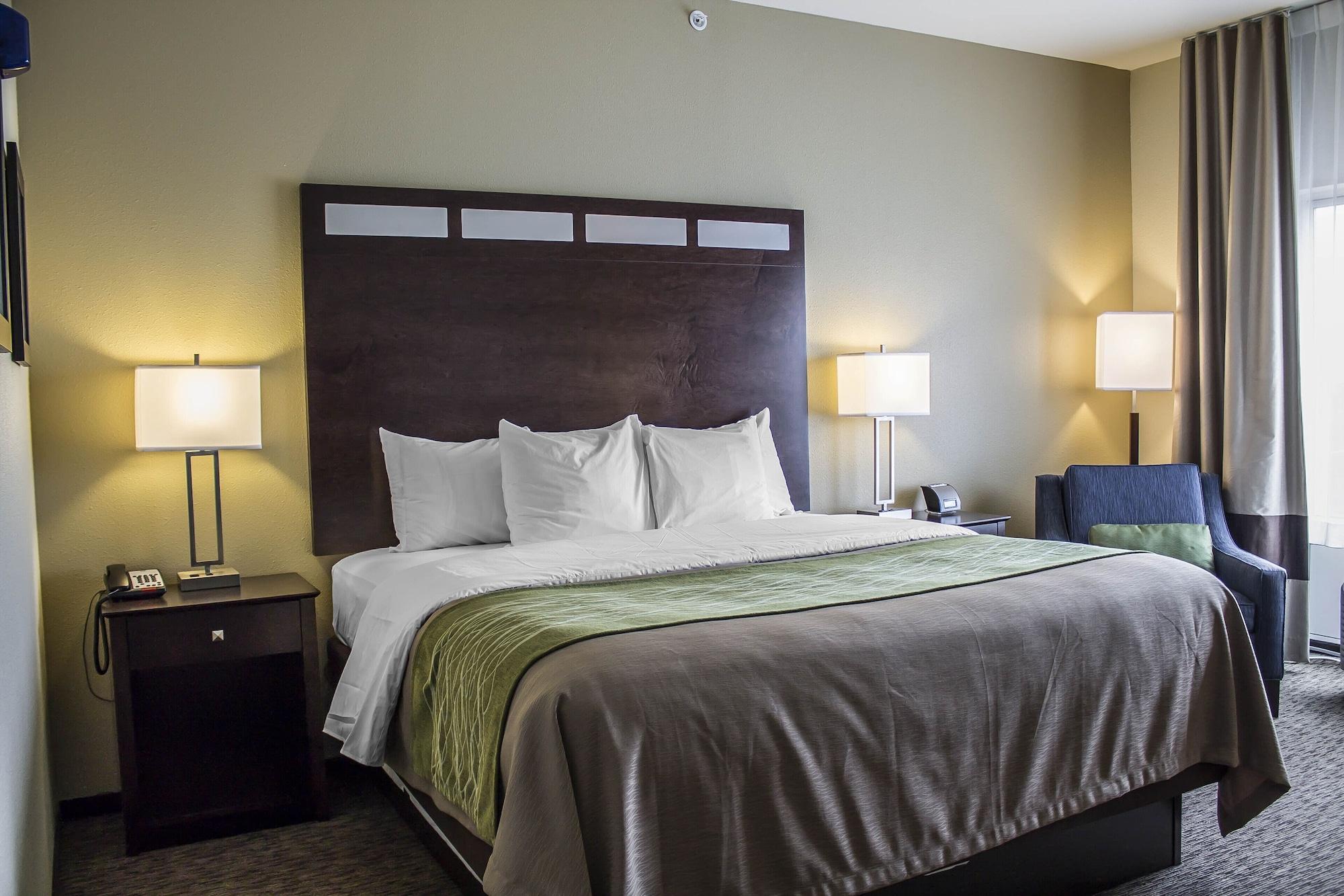 Comfort Inn St. Clairsville Экстерьер фото