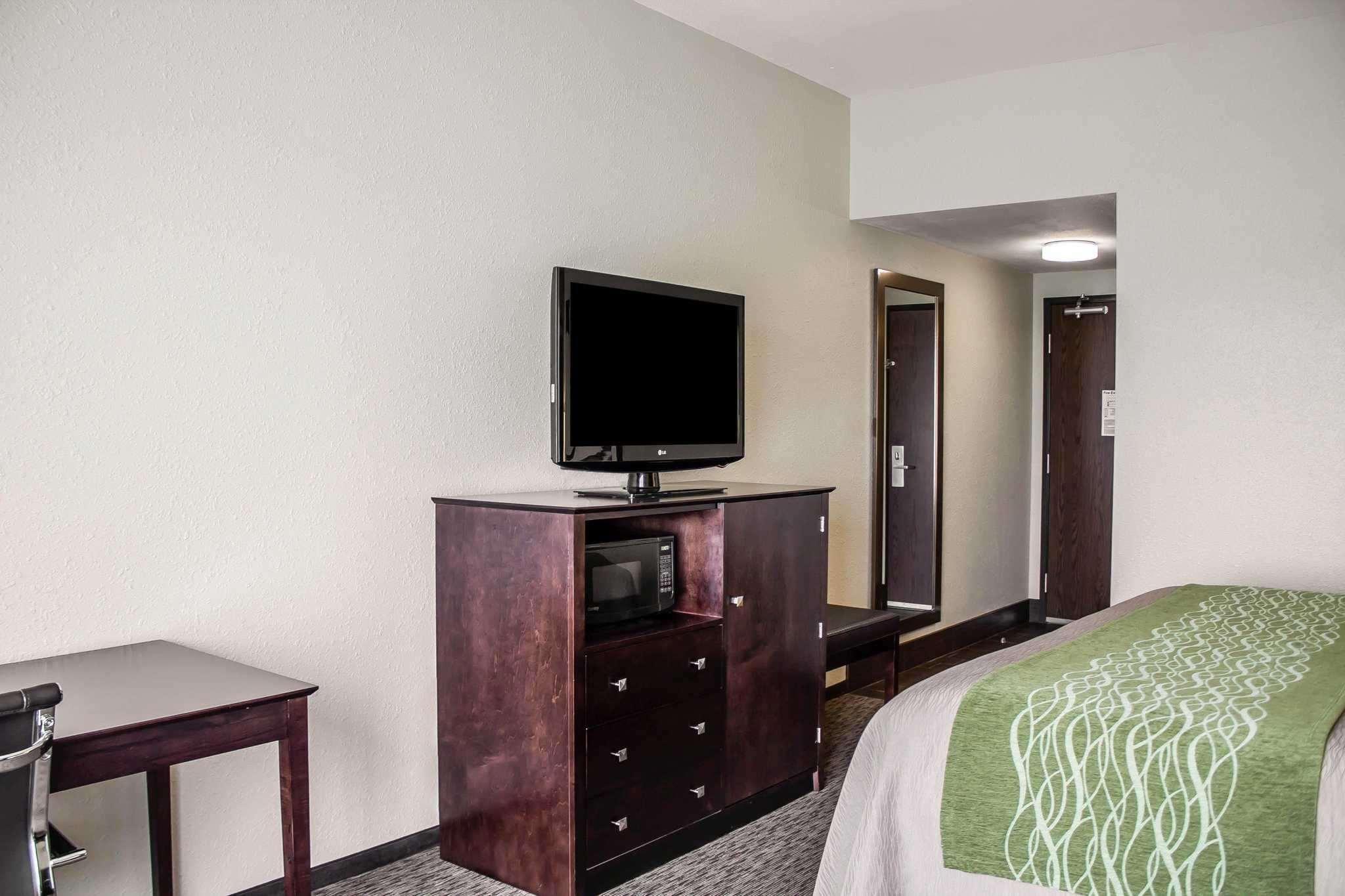 Comfort Inn St. Clairsville Экстерьер фото