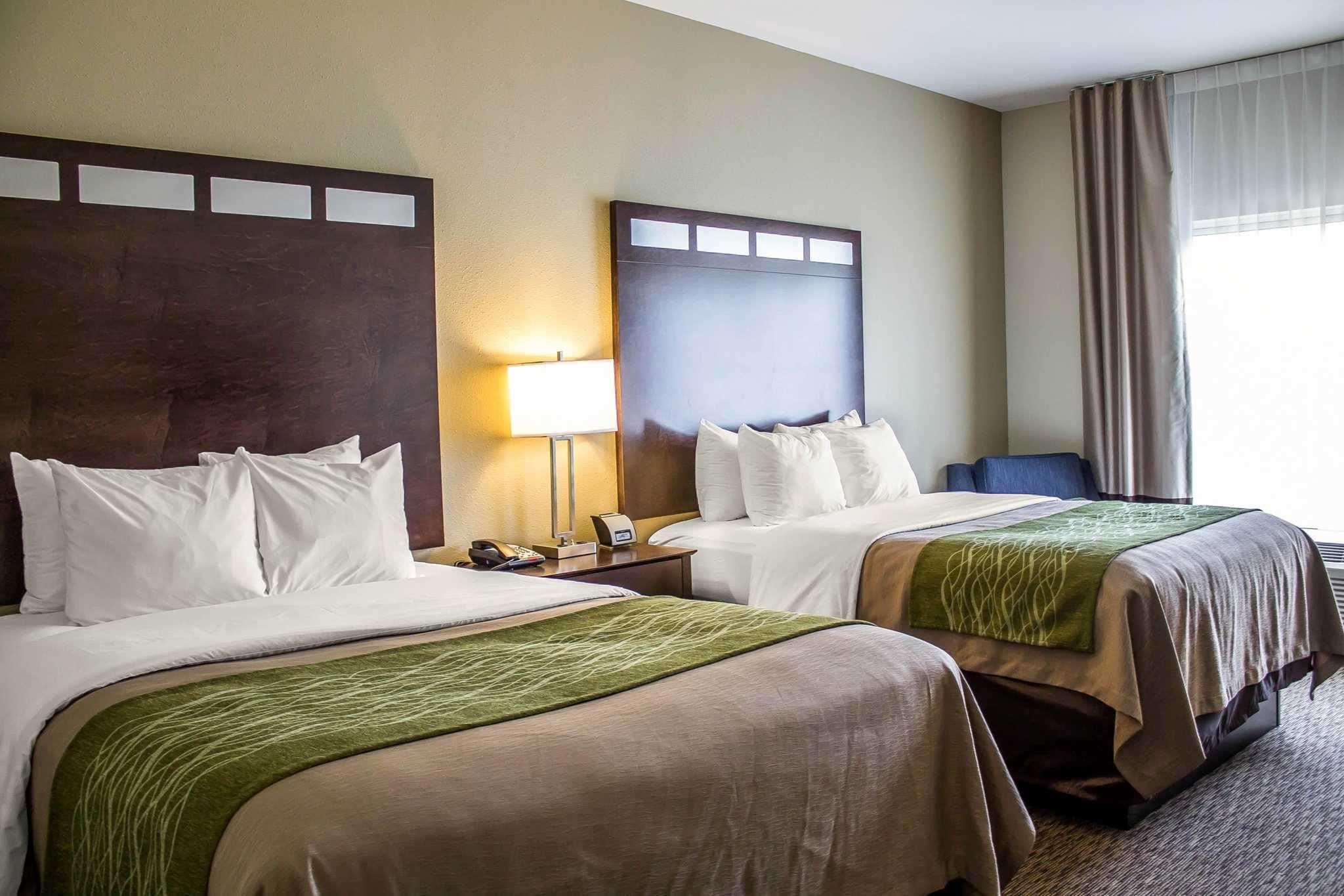 Comfort Inn St. Clairsville Экстерьер фото
