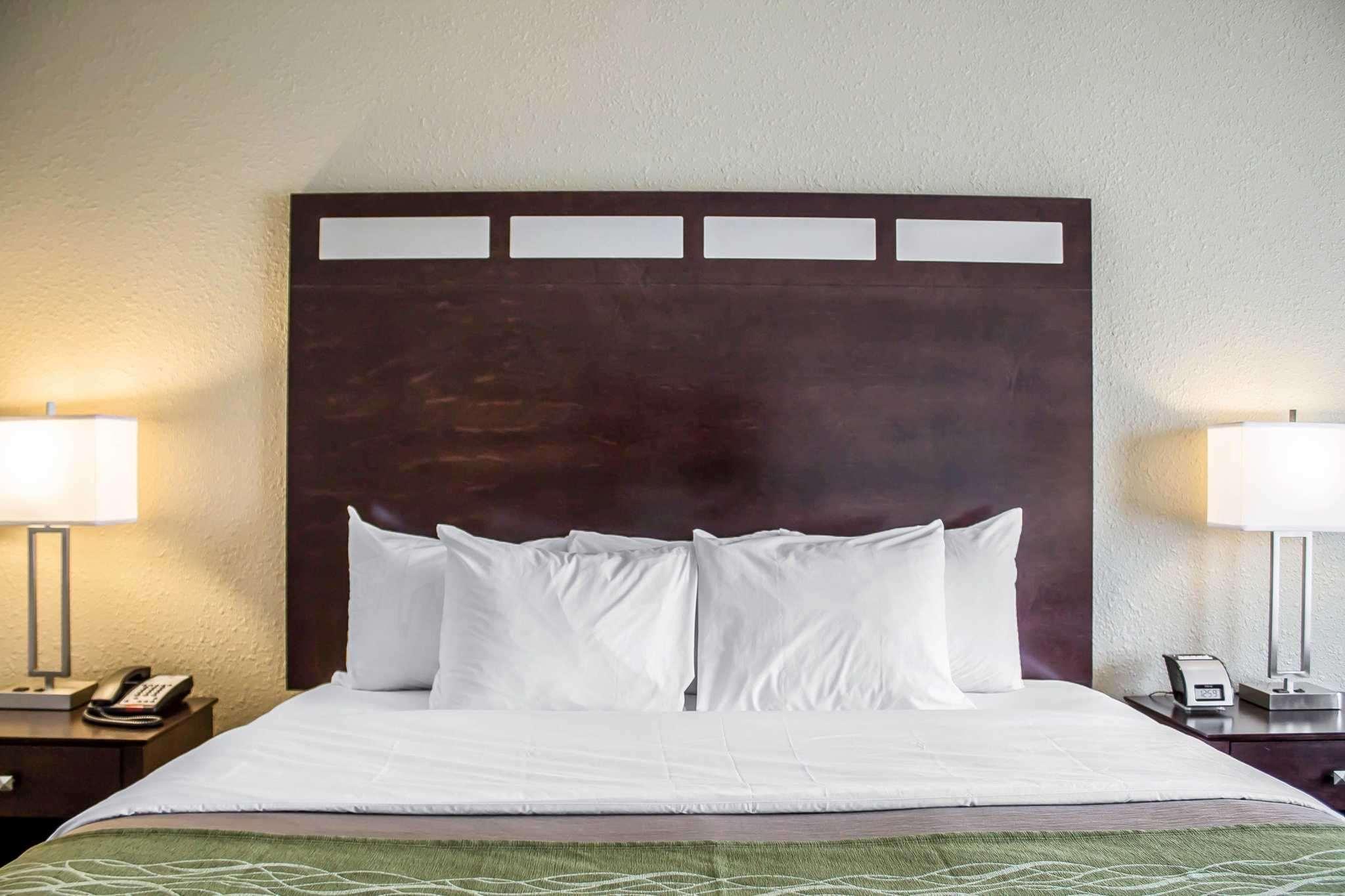 Comfort Inn St. Clairsville Экстерьер фото