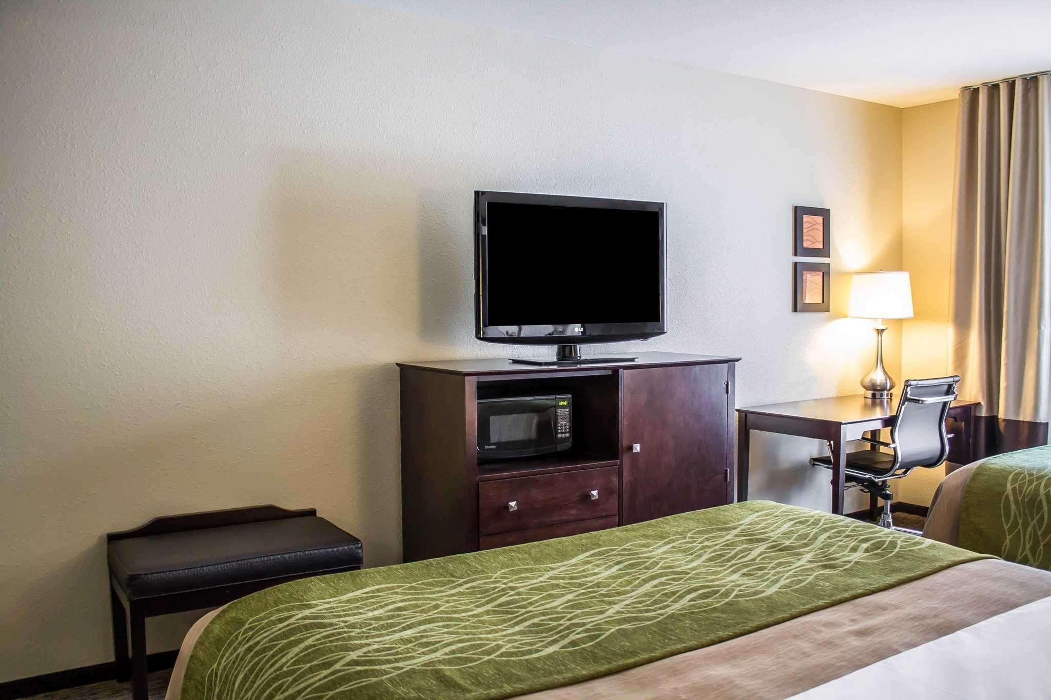 Comfort Inn St. Clairsville Экстерьер фото