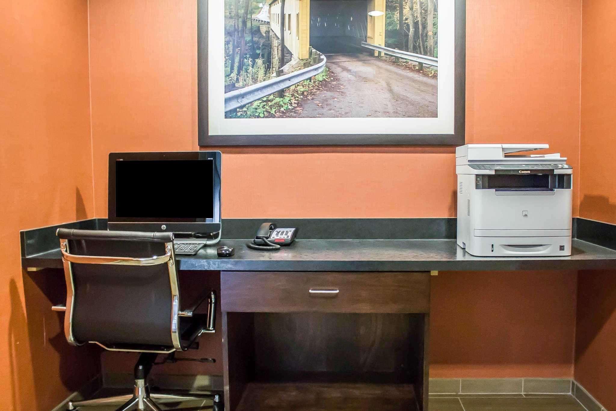 Comfort Inn St. Clairsville Экстерьер фото