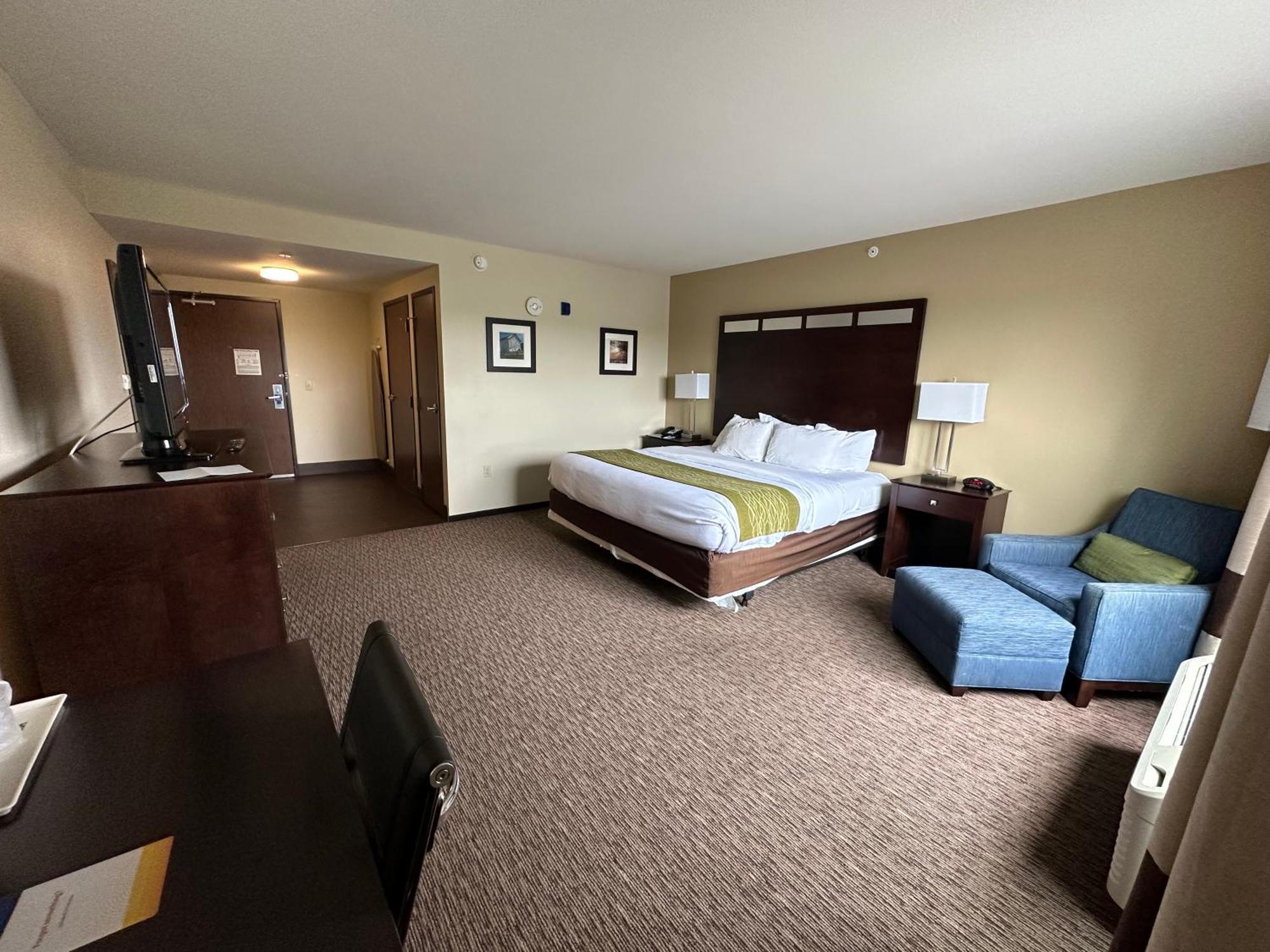 Comfort Inn St. Clairsville Экстерьер фото
