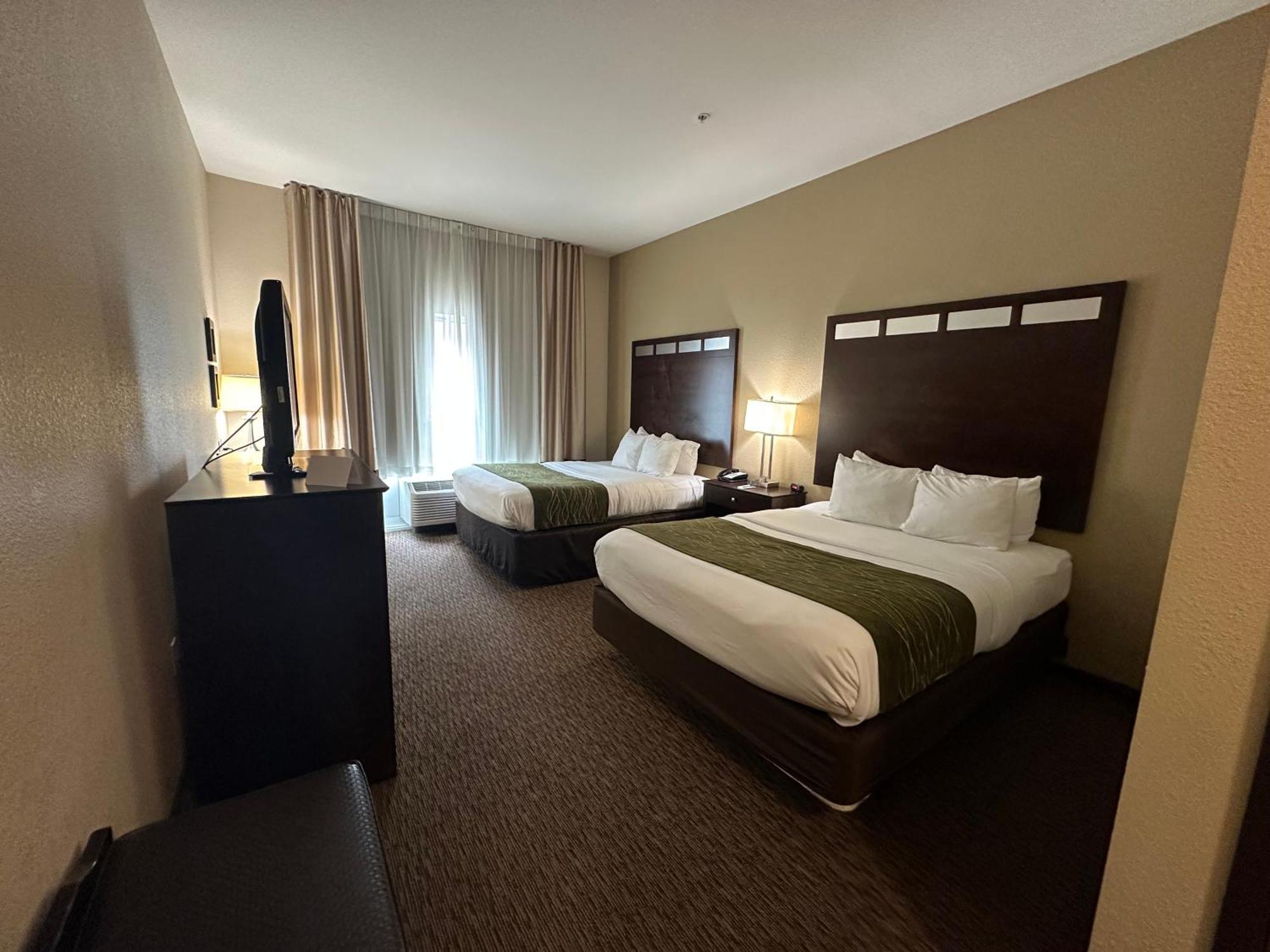 Comfort Inn St. Clairsville Экстерьер фото