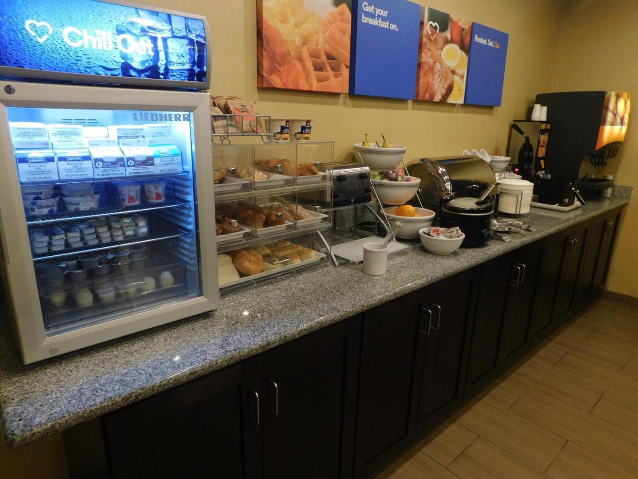 Comfort Inn St. Clairsville Экстерьер фото