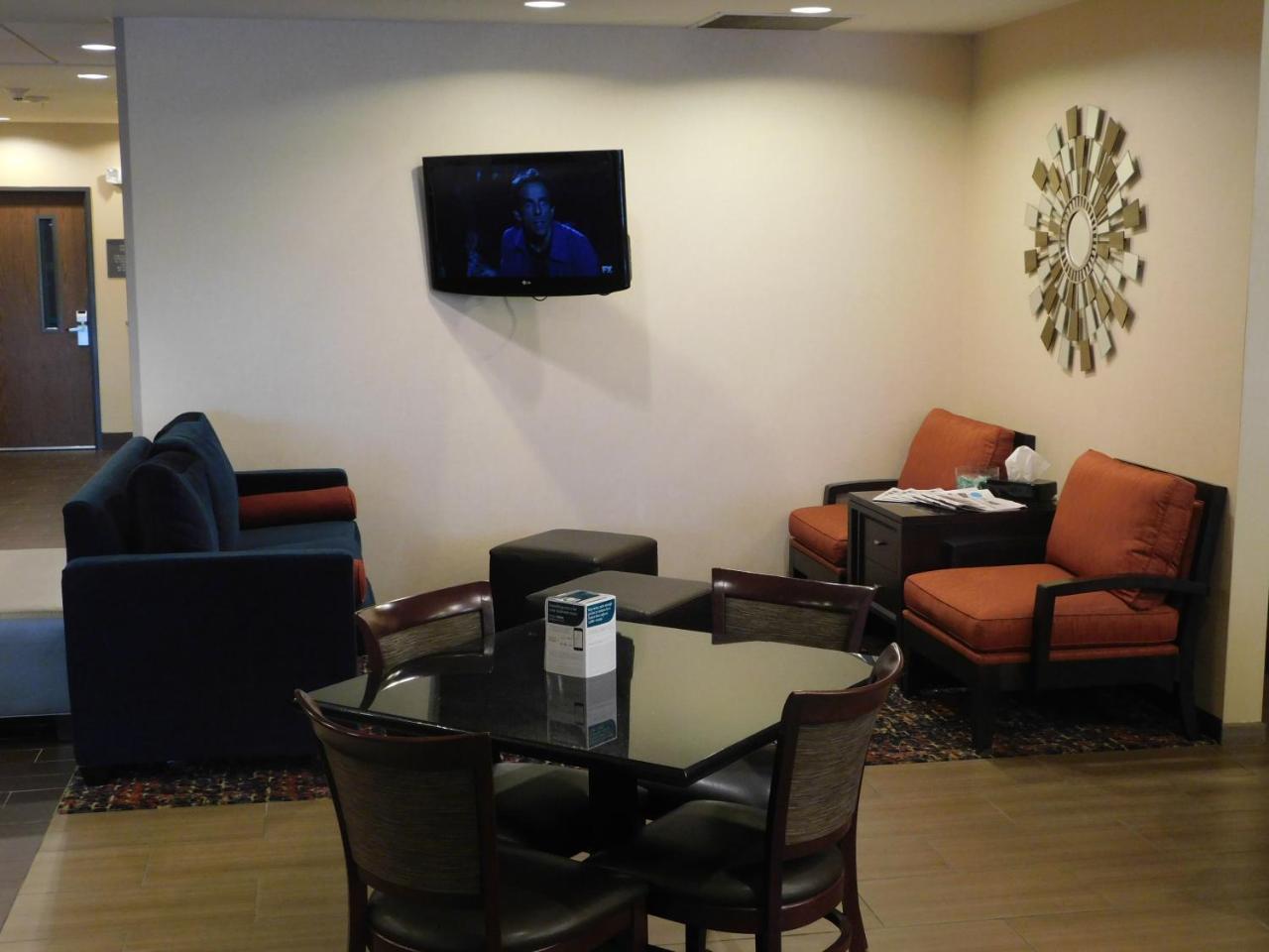Comfort Inn St. Clairsville Экстерьер фото