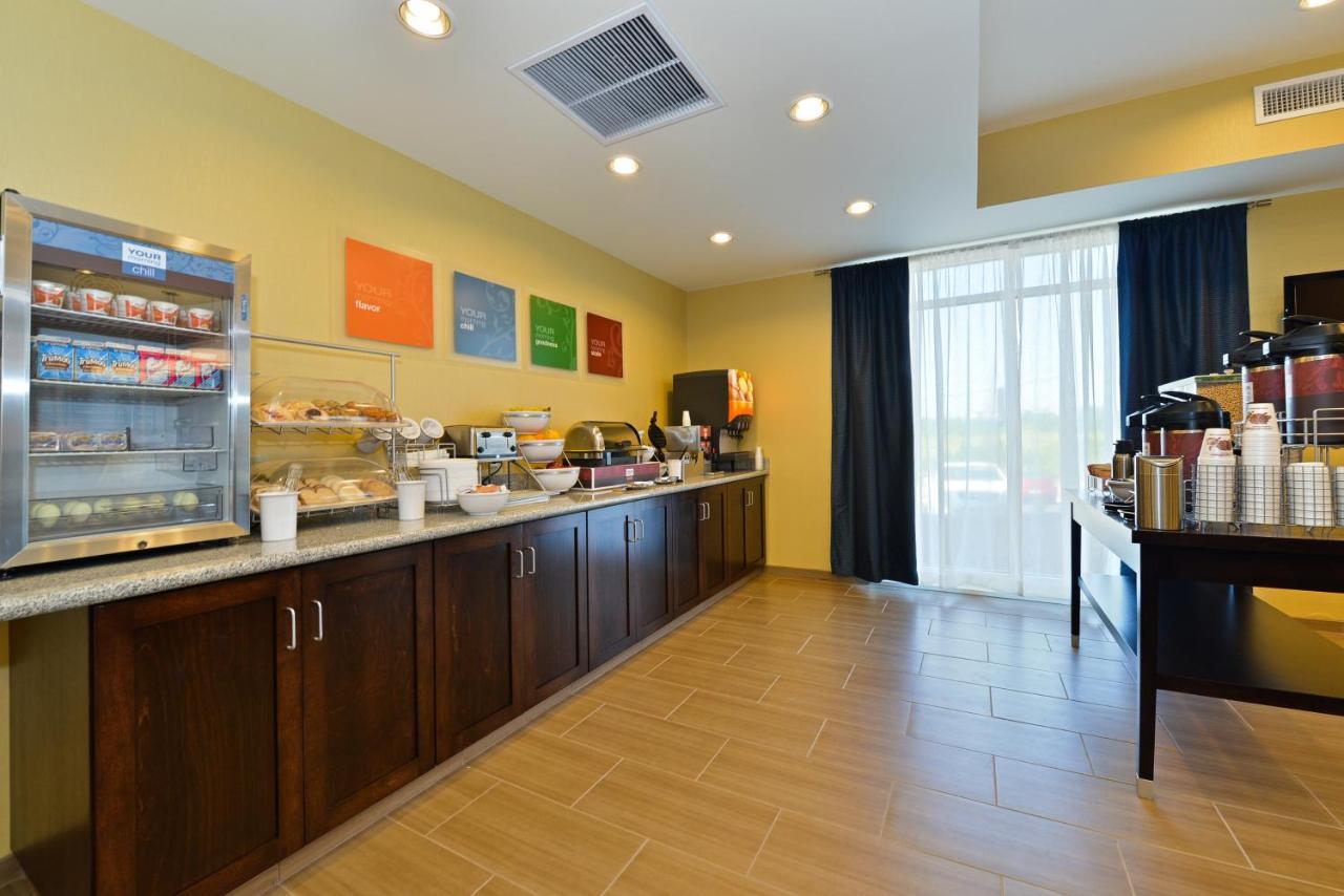 Comfort Inn St. Clairsville Экстерьер фото